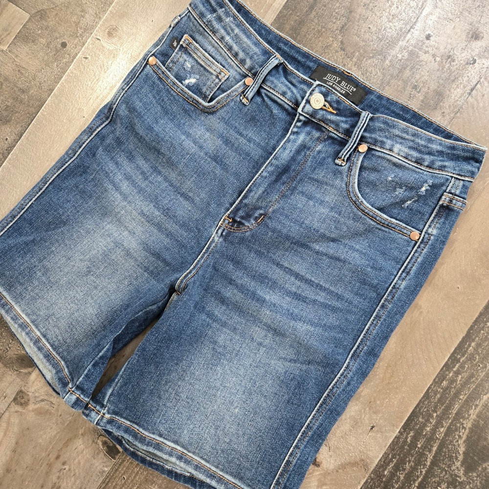 Judy Blue Los Angeles High Rise Distressed Denim Bermuda Shorts Medium Wash 27 L